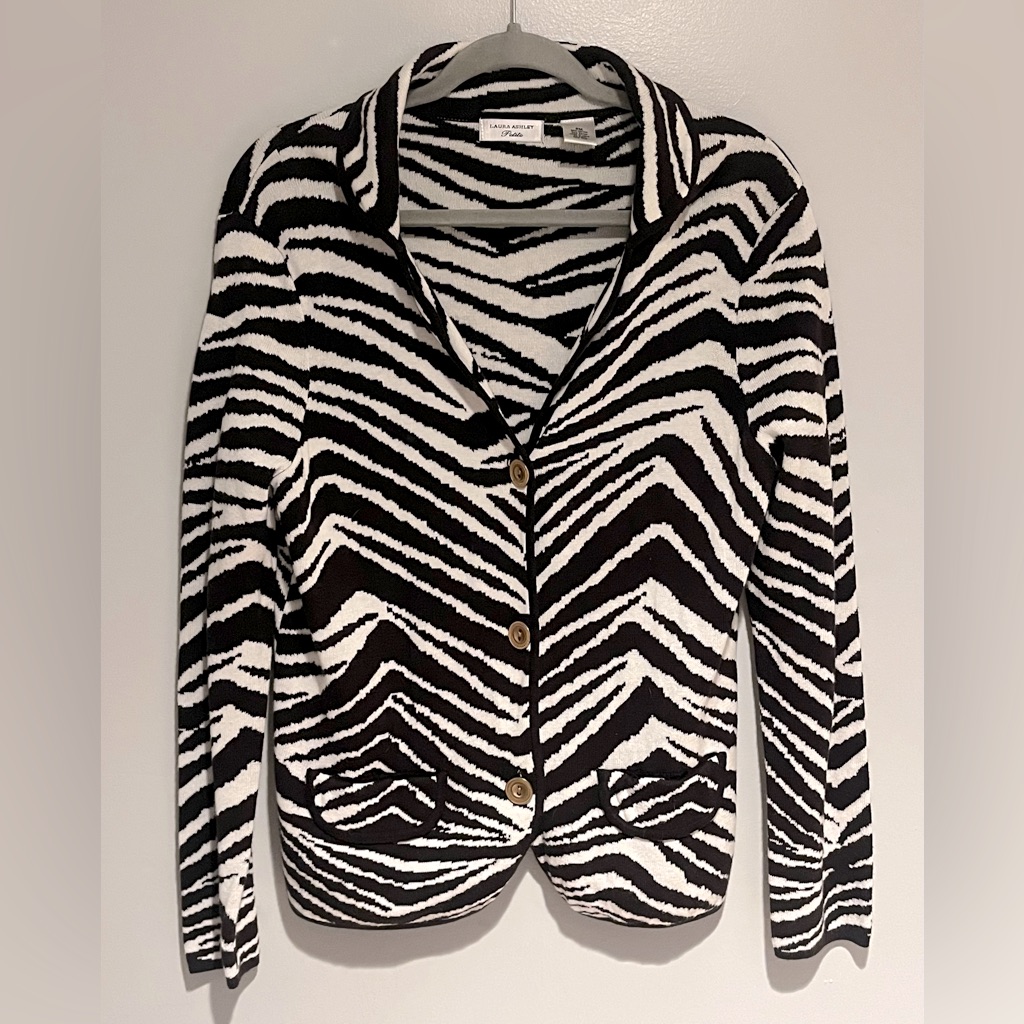 Laura Ashley Brown Zebra Animal Print Button Up Cardigan Sweater Petite Medium